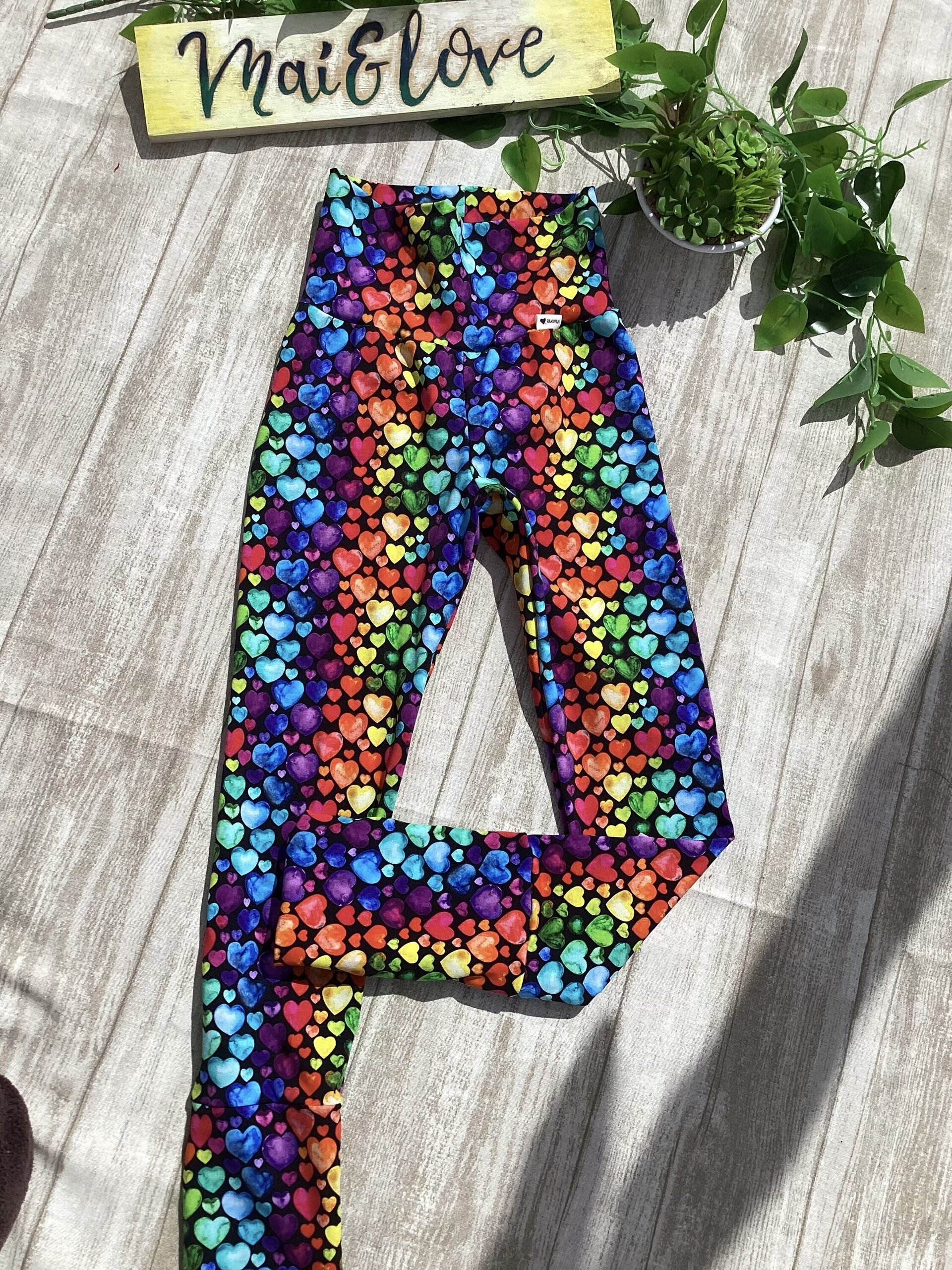 Pantalón leggin 6/9 años. Punto. Corazones multicolor. - 2