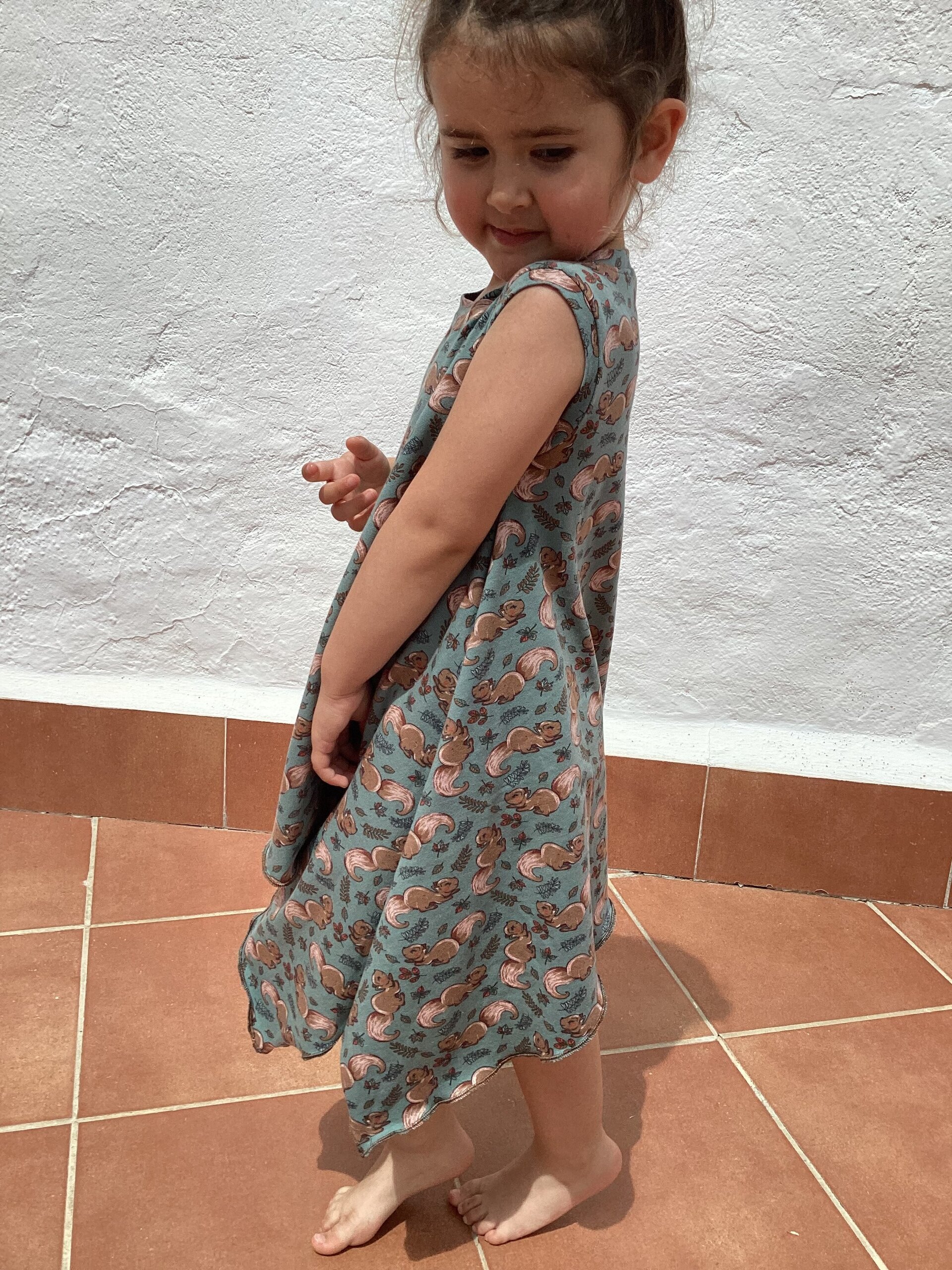 Vestido cuadrado Talla 4. Ardillas.  Punto - 6
